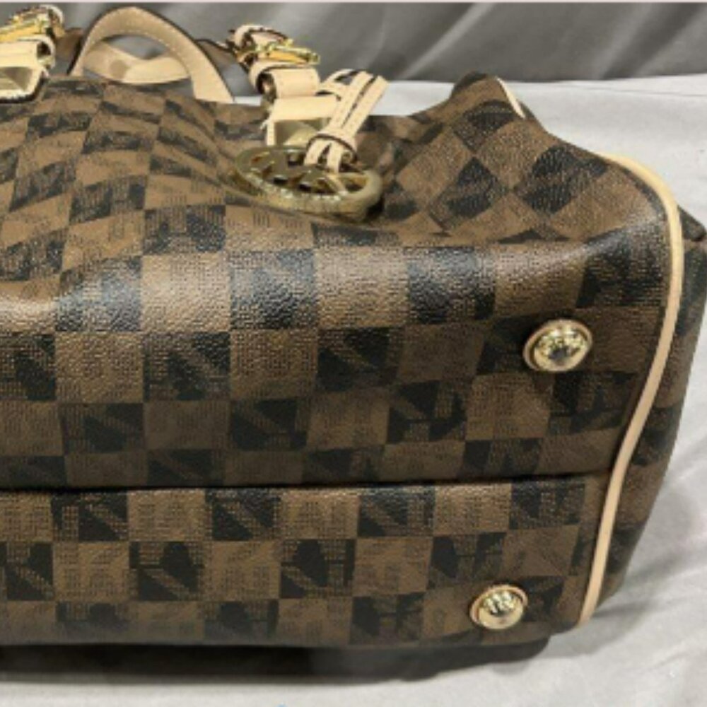 Used MICHAEL KORS Checkerboard GREYSON SATCHEL BAG - Picture 7 of 12